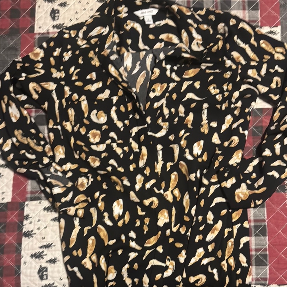 Stylish Black and Gold Women's Top